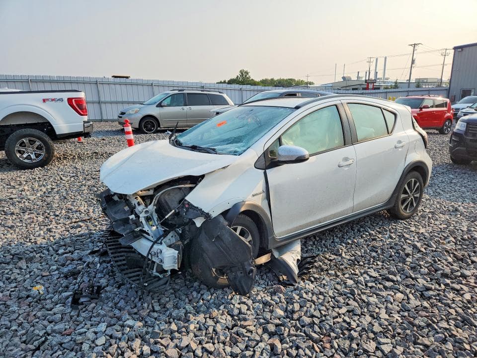 2018 TOYOTA PRIUS C TWO - 1