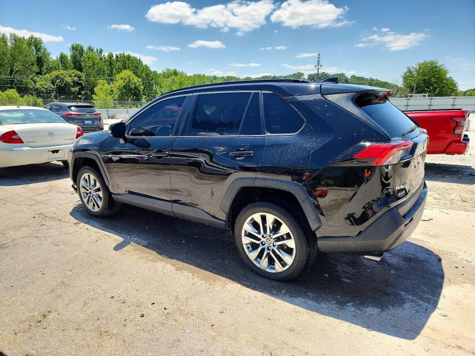 2021 TOYOTA RAV4 XLE PREMIUM 2