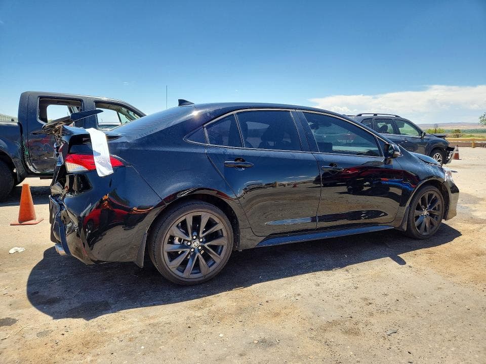 2024 TOYOTA COROLLA SE 3