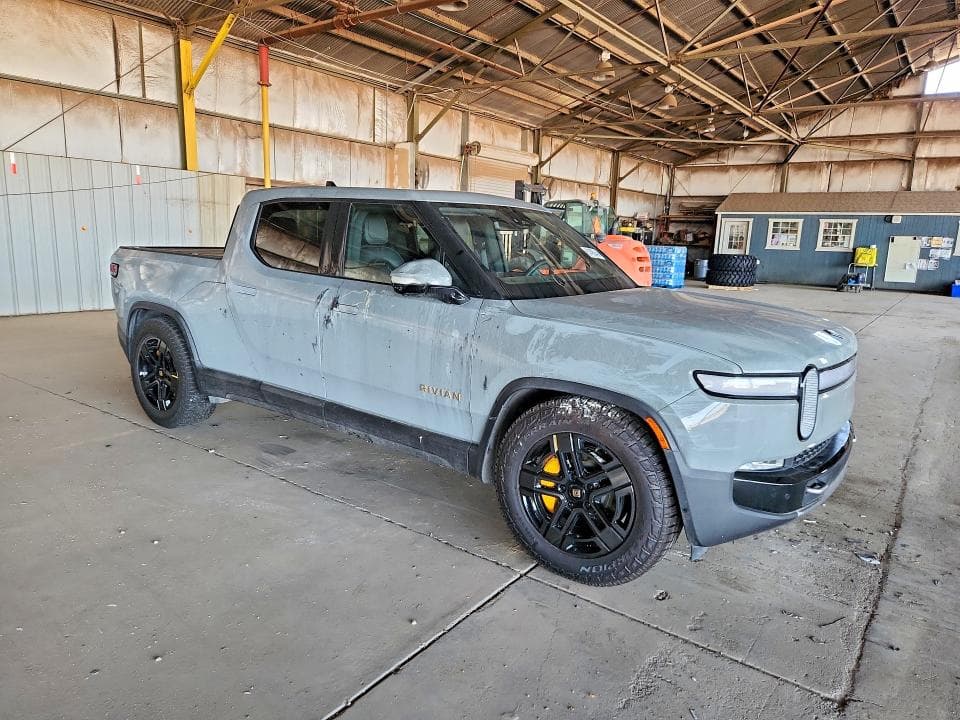 2024 RIVIAN R1T ADVENTURE 4