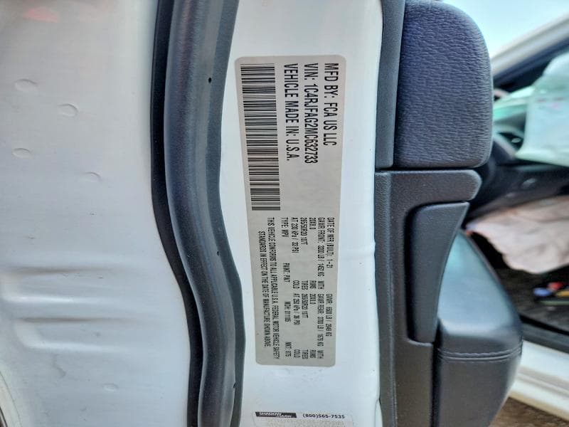 2021 JEEP GRAND CHEROKEE LAREDO 12