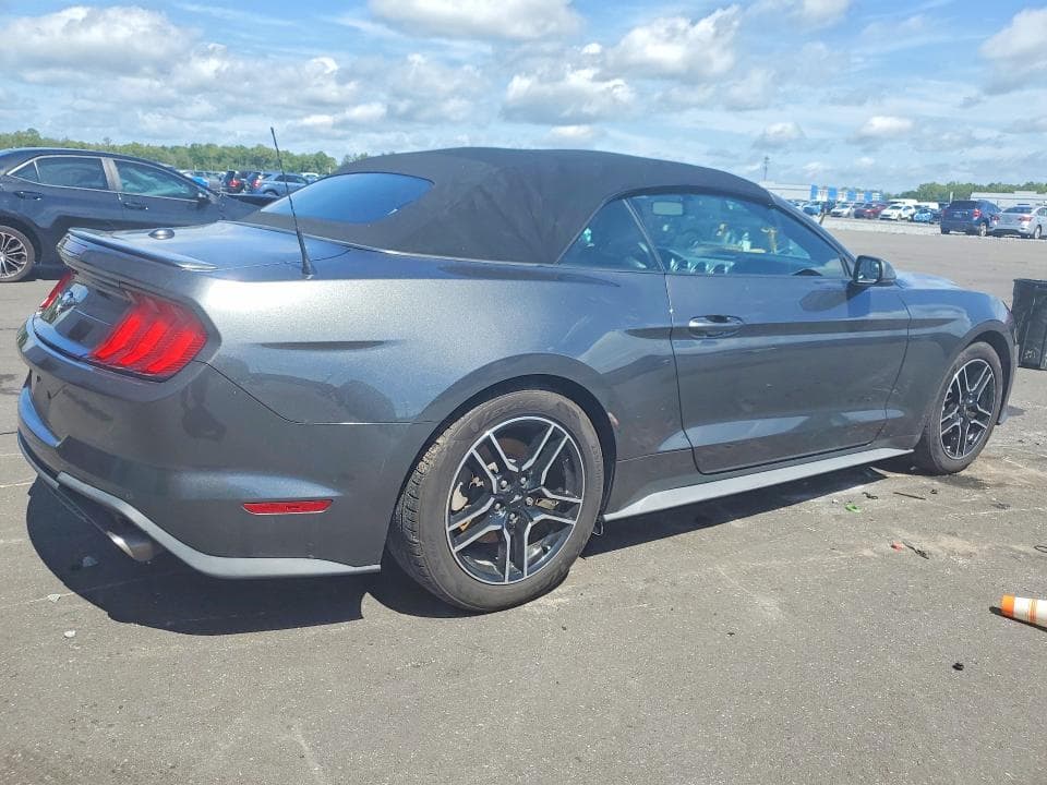 2020 FORD MUSTANG 3