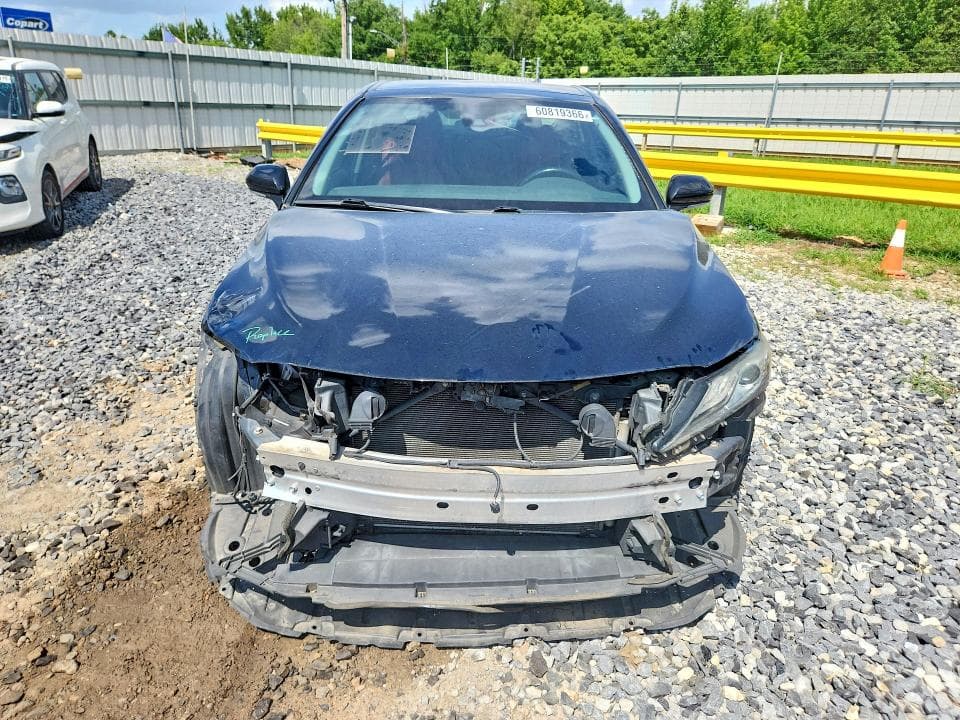 2019 TOYOTA CAMRY XSE 5