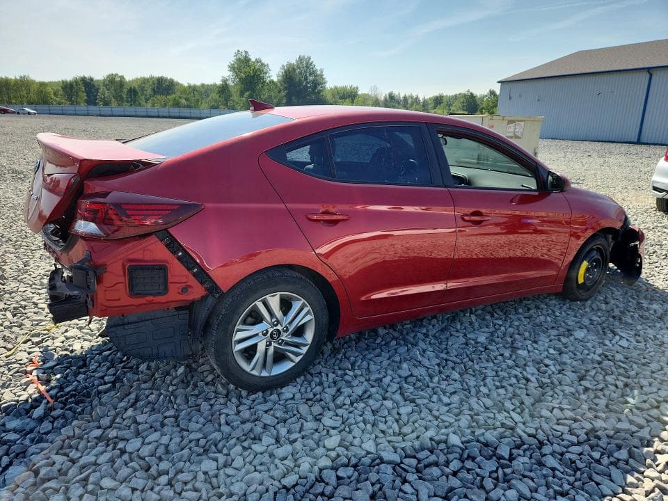 2020 HYUNDAI ELANTRA SEL 3
