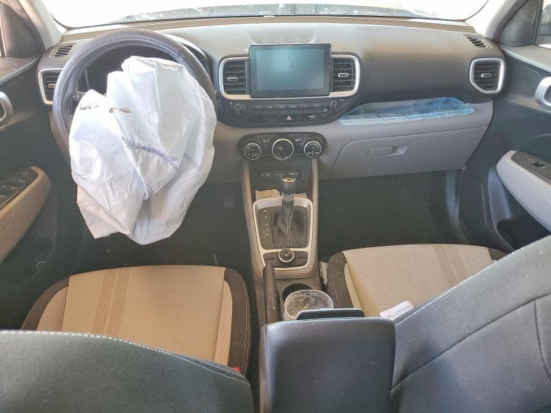 2022 HYUNDAI VENUE SEL 8