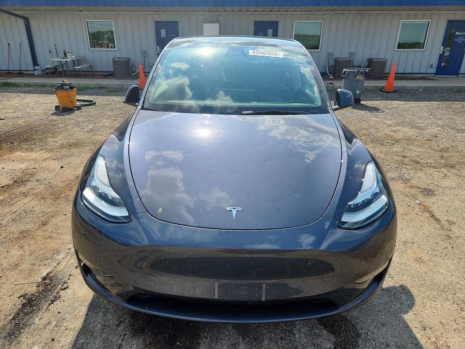 2023 TESLA MODEL Y 5
