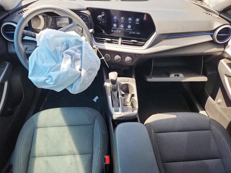 2024 CHEVROLET TRAX LS 8