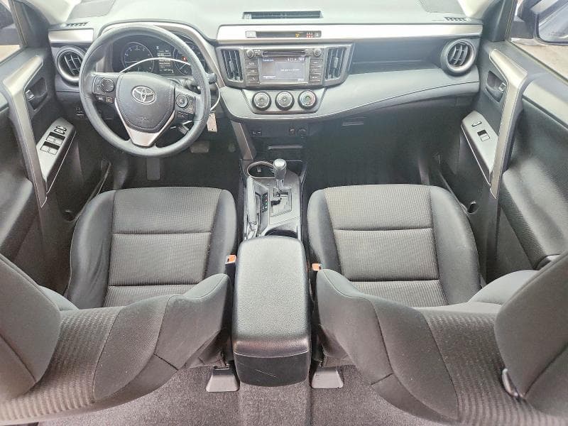 2018 TOYOTA RAV4 LE 8