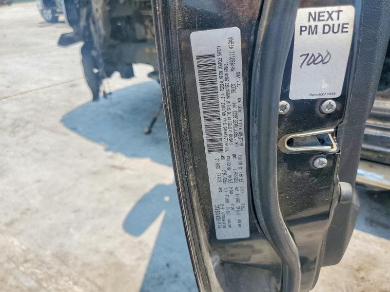 2019 RAM 1500 CLASSIC SLT 12