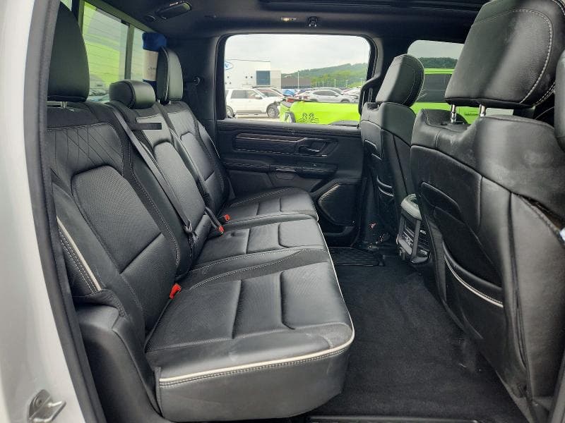 2025 RAM 1500 LIMITED 10