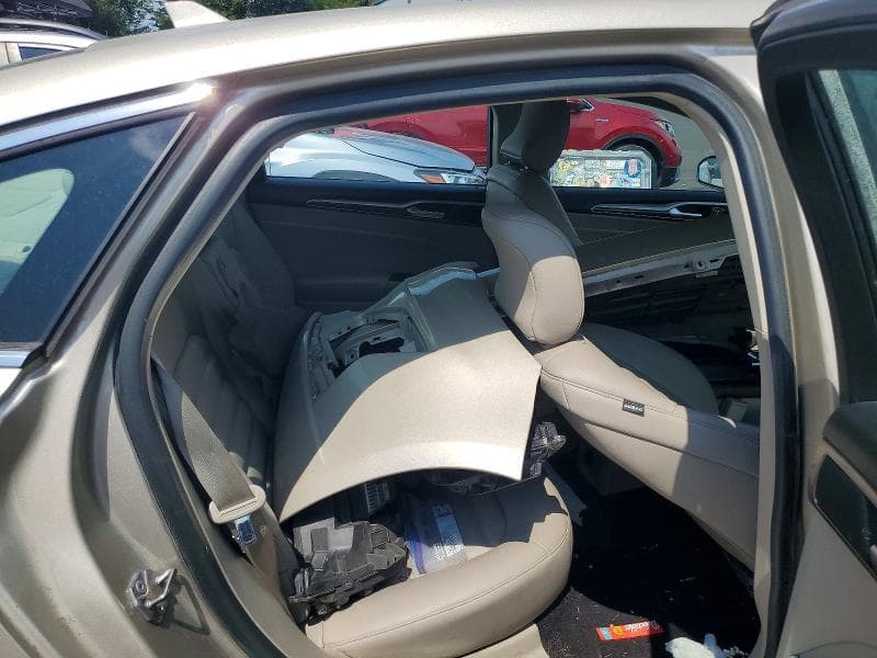 2019 FORD FUSION SEL 10
