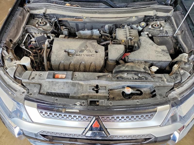 2019 MITSUBISHI OUTLANDER SE 11