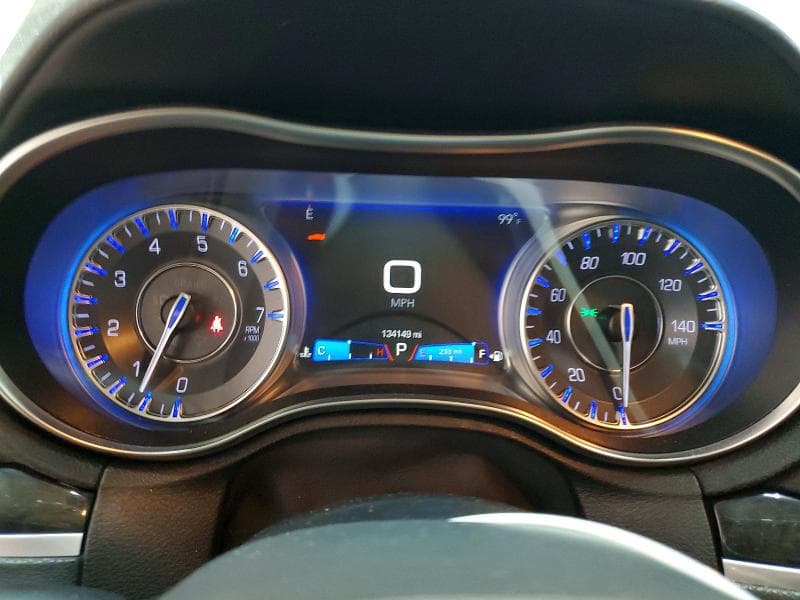 2017 CHRYSLER 300C 9