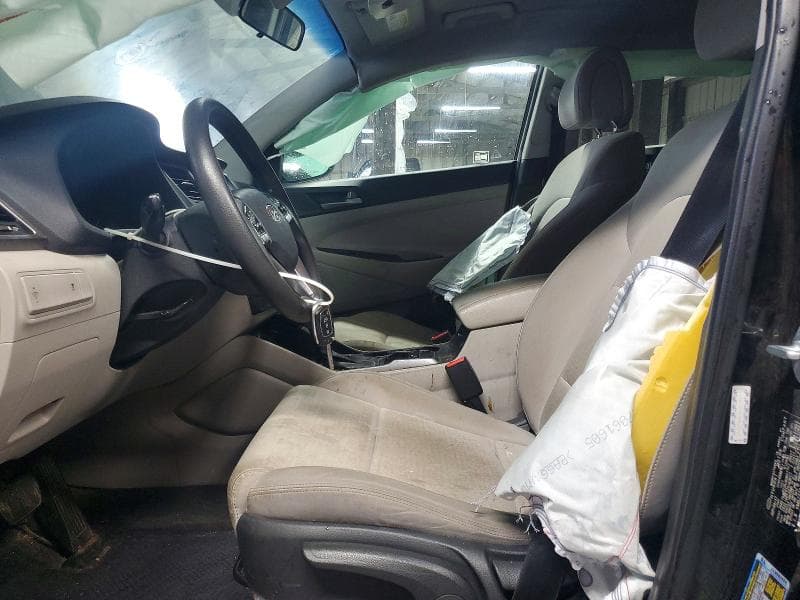 2017 HYUNDAI TUCSON SE 7