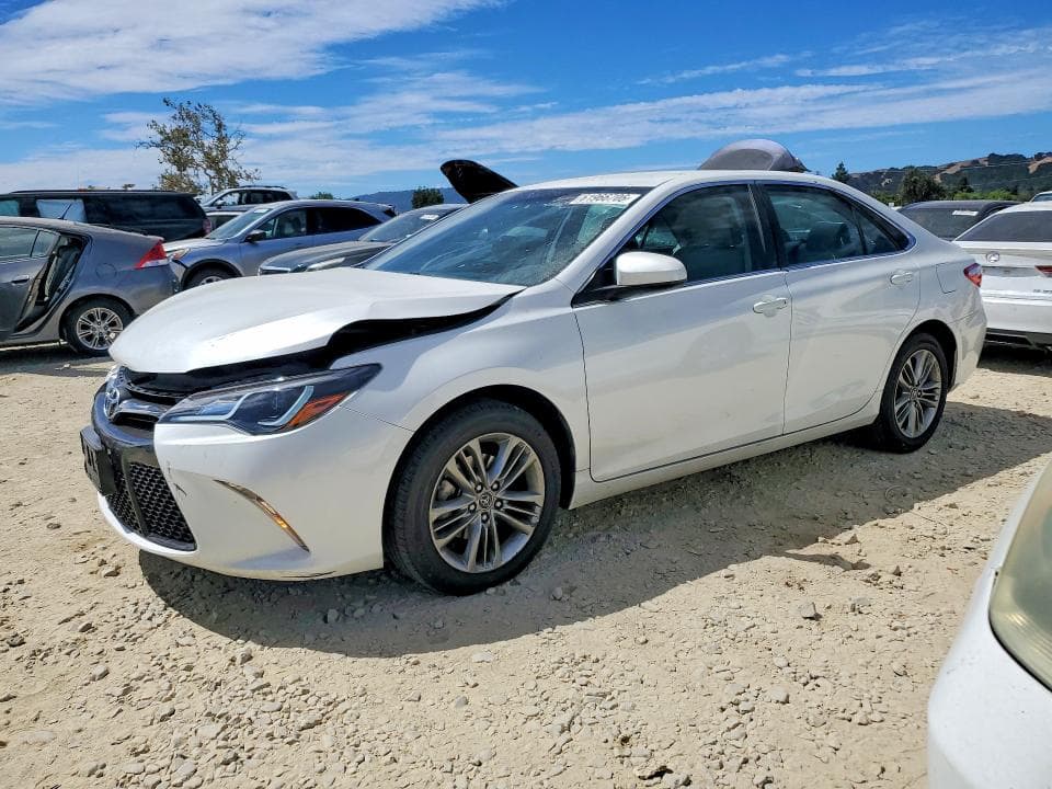 2017 TOYOTA CAMRY SE - 1