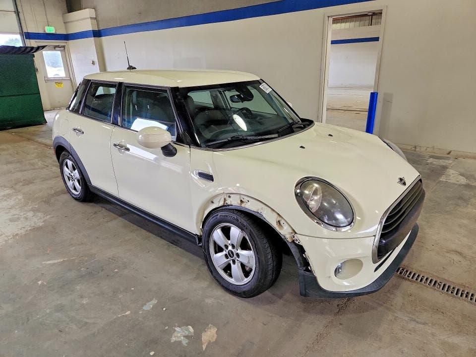 2020 MINI COOPER 4