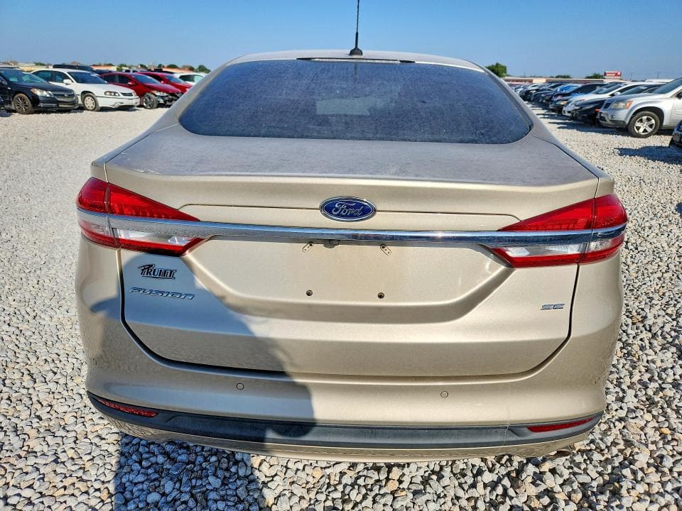 2018 FORD FUSION SE 6