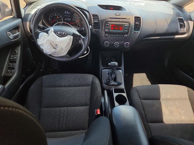 2017 KIA FORTE LX 8