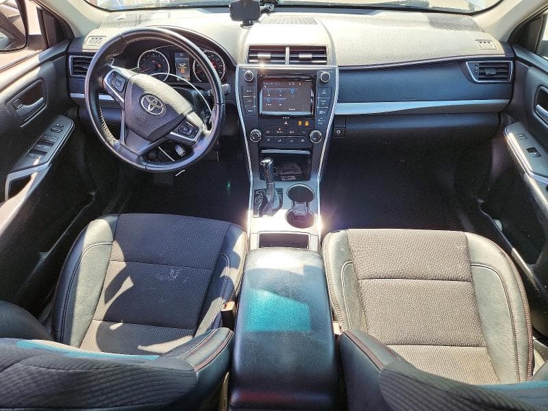 2017 TOYOTA CAMRY SE 8