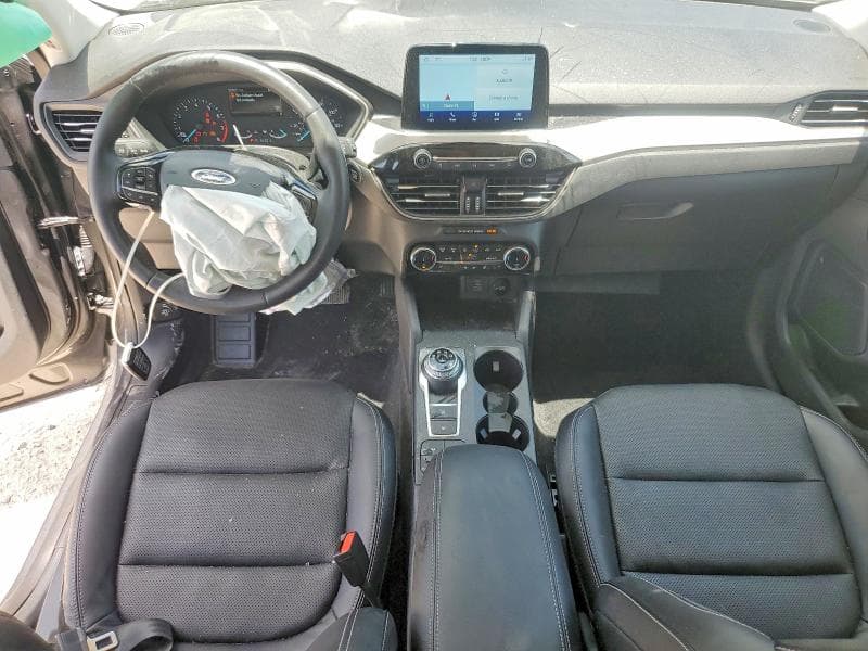 2022 FORD ESCAPE SEL 8