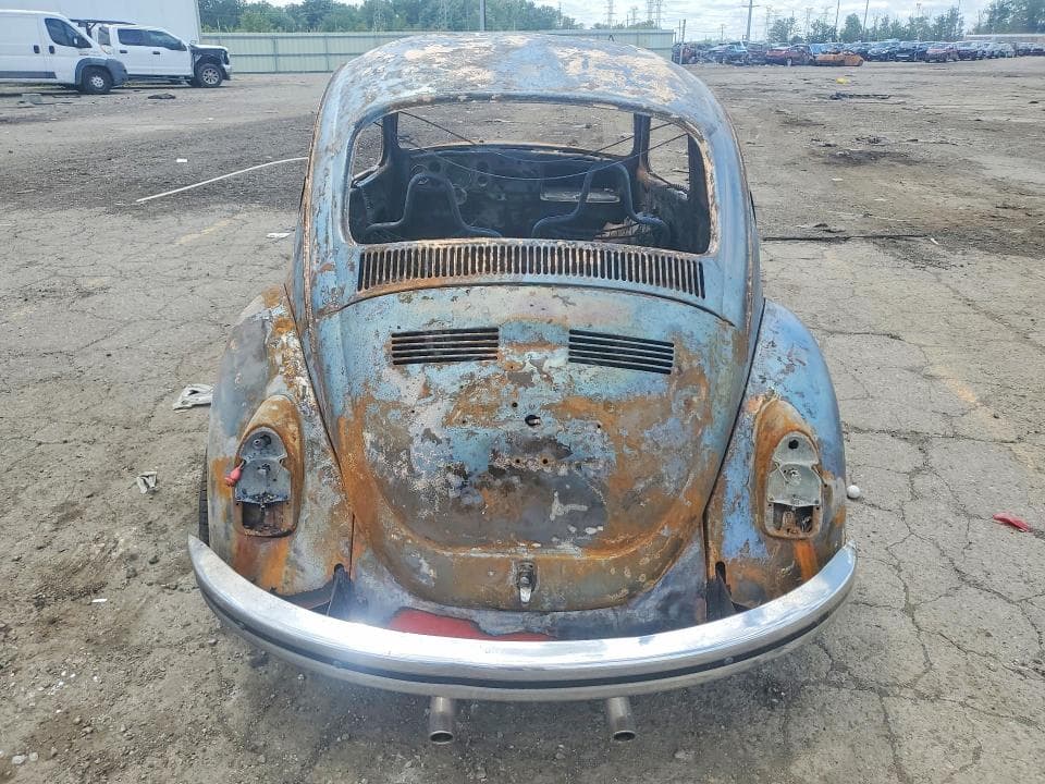 1972 VOLKSWAGEN SUPER BEETLE 6