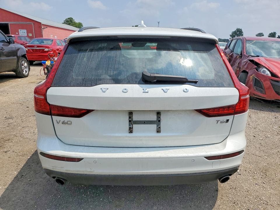2019 VOLVO V60 T6 MOMENTUM 6