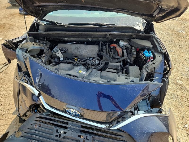 2023 TOYOTA VENZA XLE 12