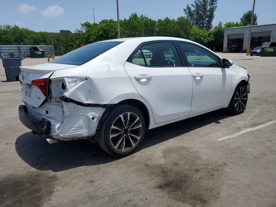 2019 TOYOTA COROLLA SE 3