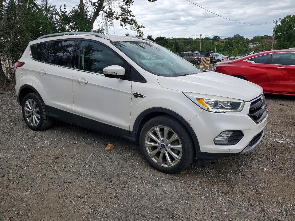 2017 FORD ESCAPE TITANIUM 4