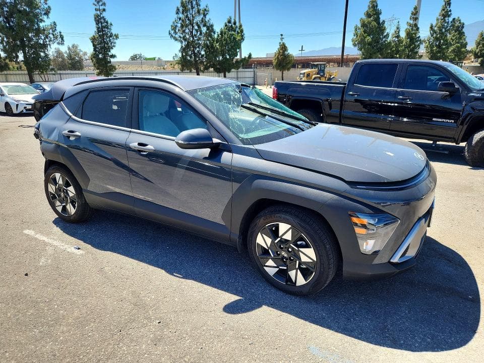 2024 HYUNDAI KONA SEL 4