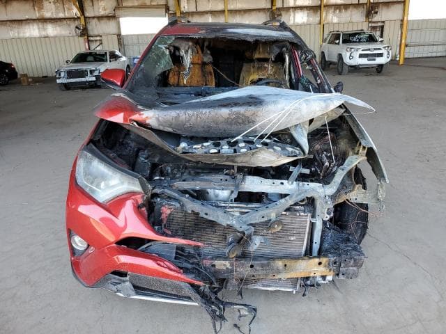 2017 TOYOTA RAV4 XLE 5