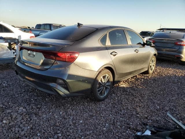 2023 KIA FORTE LX 3