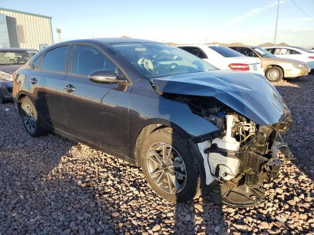 2023 KIA FORTE LX 4