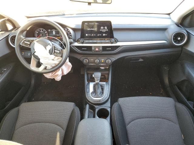 2023 KIA FORTE LX 8