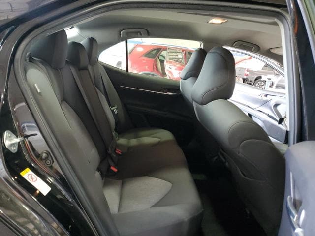 2018 TOYOTA CAMRY L 10