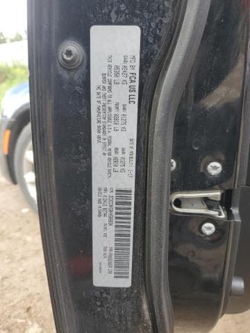 2017 CHRYSLER 300C 12