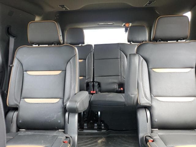 2021 GMC YUKON AT4 10