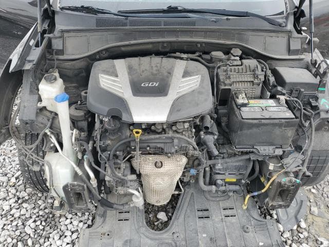 2017 HYUNDAI SANTA FE SE 12