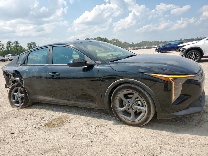 2025 KIA K4 LXS 4