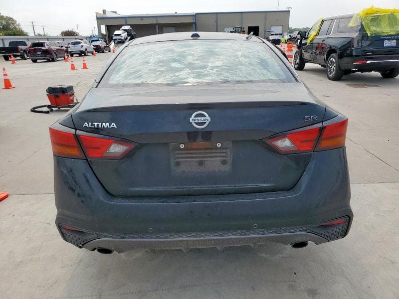 2022 NISSAN ALTIMA SR 6