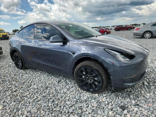 2023 TESLA MODEL Y 4