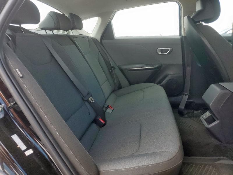 2025 KIA K4 LXS 10