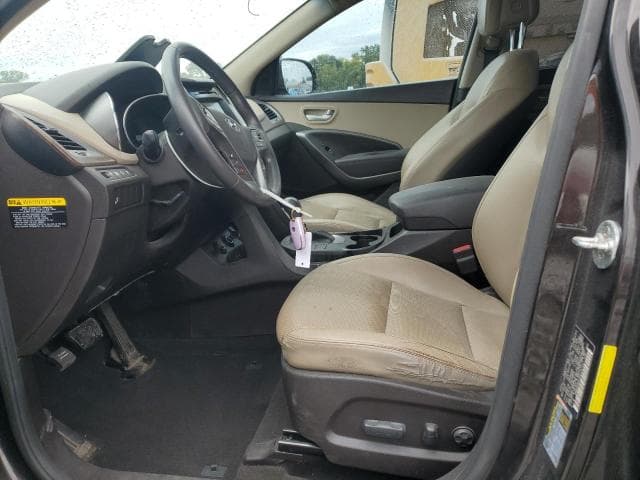 2017 HYUNDAI SANTA FE SE 7