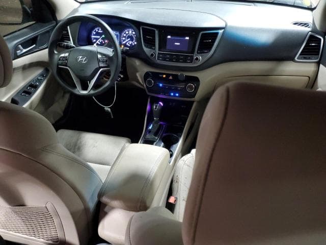 2017 HYUNDAI TUCSON 8
