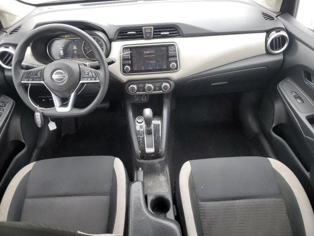 2020 NISSAN VERSA SV 8
