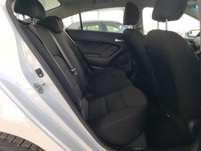 2017 KIA FORTE LX 10