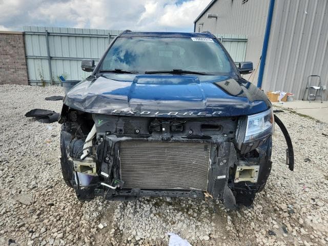 2018 FORD EXPLORER XLT 5
