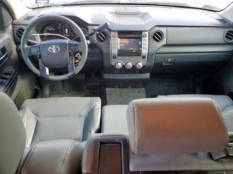2018 TOYOTA TUNDRA DOUBLE CAB SR 8