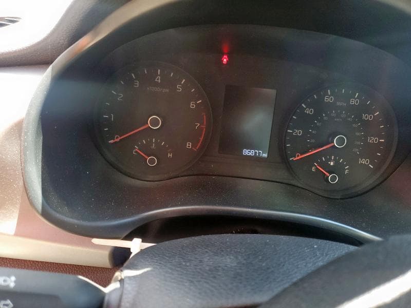 2019 KIA RIO S 9