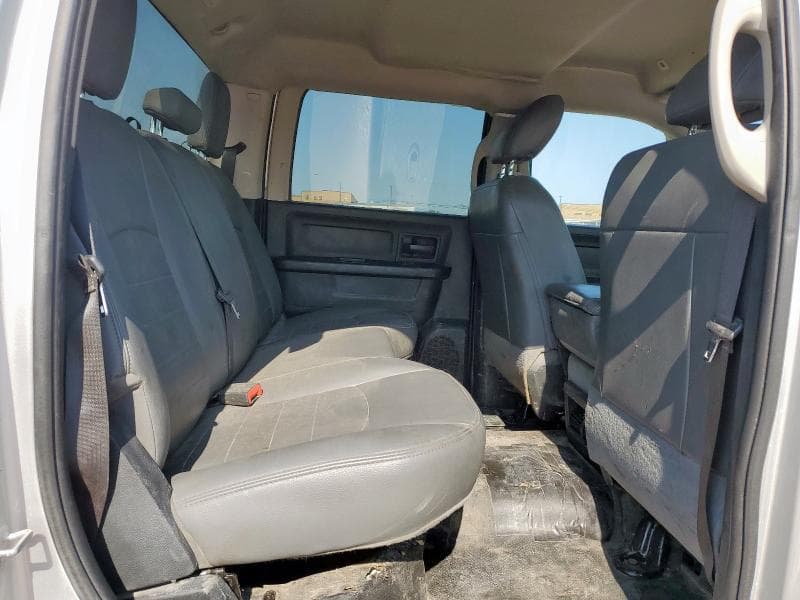 2018 RAM 2500 ST 10